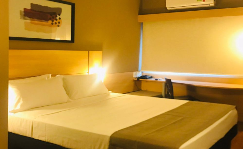 Oeste Plaza Hotel quarto duplo